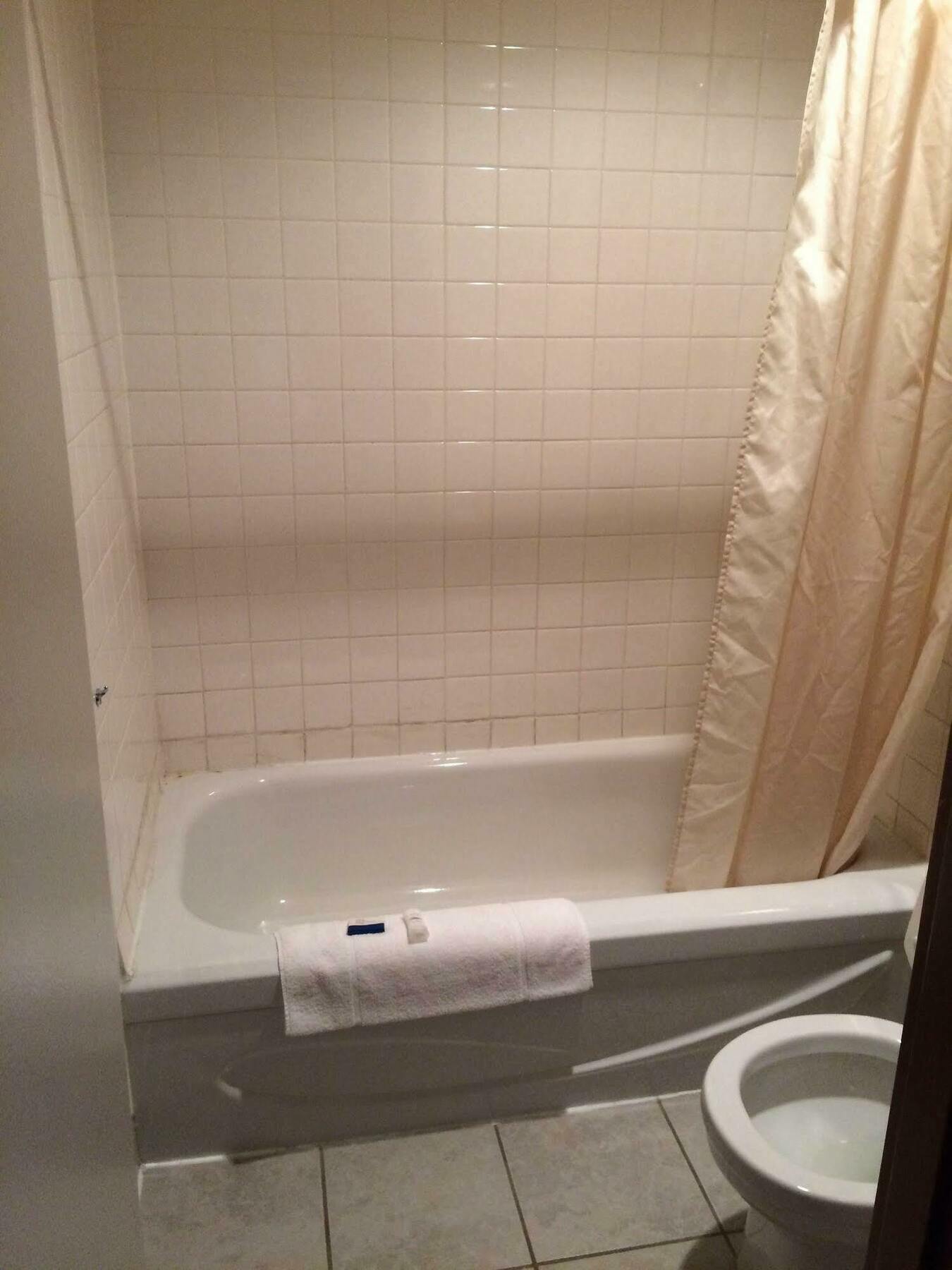 Bonnyville Midtown Motor Inn מראה חיצוני תמונה